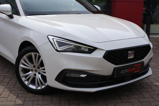 Seat LEON Sportstourer 1.5 TSI Style Launch Edition | Black Optic | Virtual Cockpit | Camera | Origineel NL |