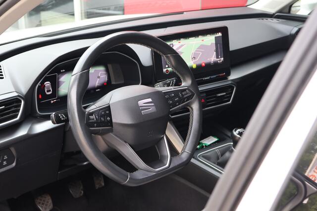 Seat LEON Sportstourer 1.5 TSI Style Launch Edition | Black Optic | Virtual Cockpit | Camera | Origineel NL |