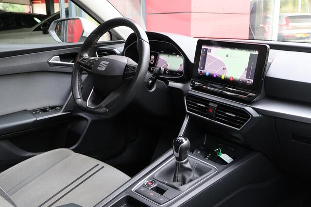 Seat LEON Sportstourer 1.5 TSI Style Launch Edition | Black Optic | Virtual Cockpit | Camera | Origineel NL |