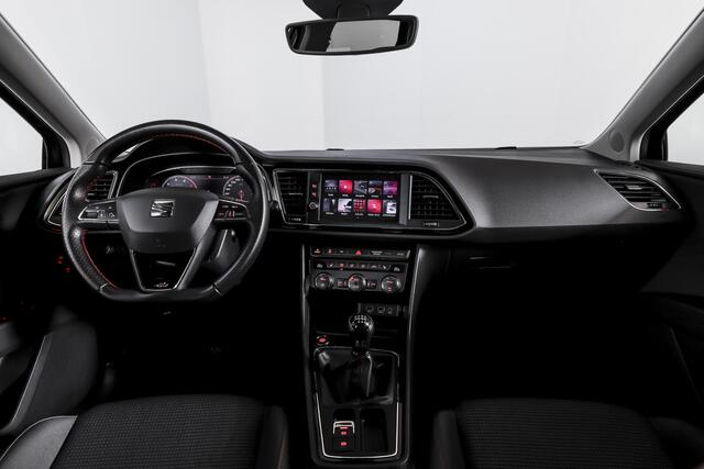 Seat LEON ST 1.5 TSI 150 PK FR Business Intense | Dig. Cockpit | Adapt. Cruise | Stoelverw. | PDC | Camera | NAV + App. Connect | ECC | Afn. Trekhaak | LM 19" |