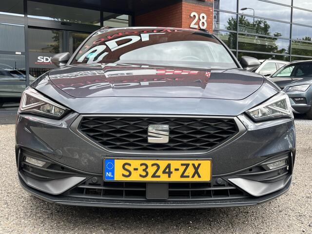 Seat LEON Sportstourer 1.5 eTSI FR!! NIEUW MODEL!!! // CAMERA // NAVI // ELEK. ACHTERKLEP // ADAPTIVE CRUISE //
