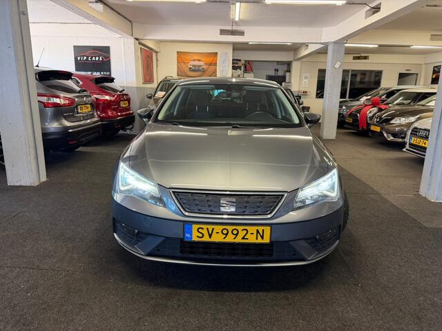 Seat LEON 1.0 EcoTSI Style*Camera*Xenon*Carplay*Velgen