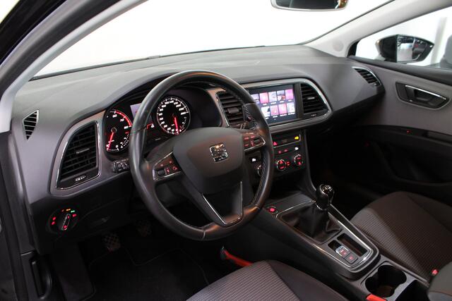 Seat LEON 1.0 TSI Style Ultimate Edition / Trekhaak / Beats audio / Navigatie /