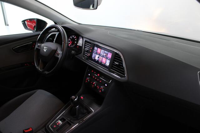 Seat LEON 1.0 TSI Style Ultimate Edition / Trekhaak / Beats audio / Navigatie /