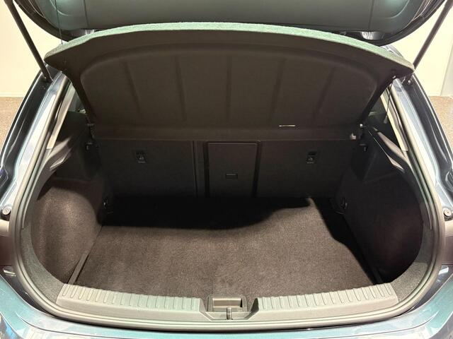Seat LEON 1.5 eTSI FR Business Intense | Camera | Stoelverwarming | Climate control |