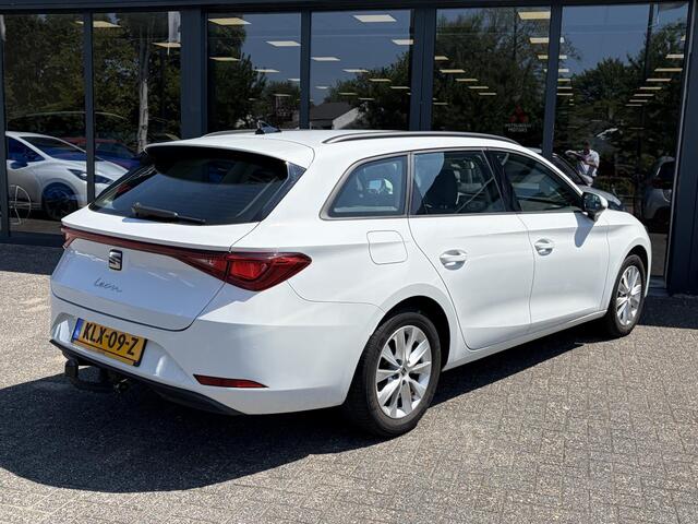 Seat LEON Sportstourer 1.5 eTSI Style | Stoelverwarming | Trekhaak | Stuurverwarming |