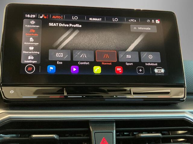 Seat LEON 1.4TSIeHybrid 150kW/204PK PHEV FR DSG · Panoramadak · Leder · Apple/Android Car Play · Camera ·