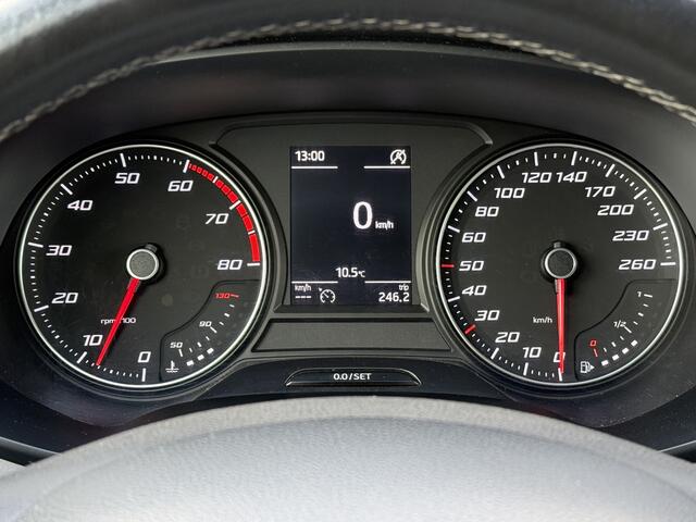 Seat LEON BWJ 2017 | 1.4TSI 126 PK X-PERIENCE | CLIMA | NAVI | LEDER/STOF | CARPLAY | PDC 2X | PRIVACY GLASS | CRUISE | SPORTSTOELEN |
