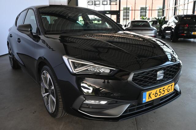 Seat LEON 1.5 TSI FR Launch Edition Clima Navigatie Carplay Virtual LED Rijklaarprijs! Inruil Mogelijk!