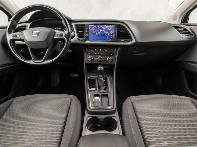 Seat LEON 1.0 TSI Intense Sport Automaat (APPLE CARPLAY, NAVIGATIE, CLIMATE, PARKEERSENSOREN, SPORTSTOELEN, LM VELGEN, CRUISE, NIEUWSTAAT)