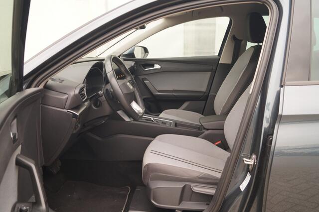 Seat LEON 1.0 eTSI 110pk DSG Style Business Intense -NAVI-ECC-PDC-