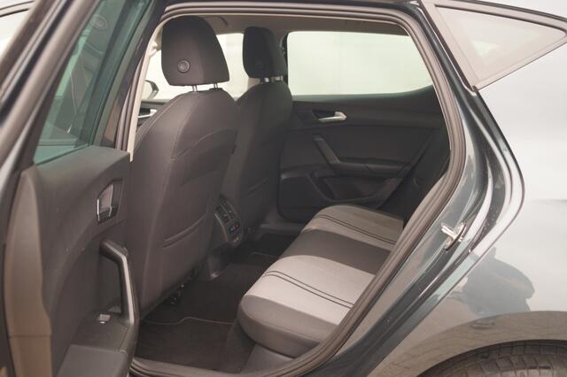 Seat LEON 1.0 eTSI 110pk DSG Style Business Intense -NAVI-ECC-PDC-