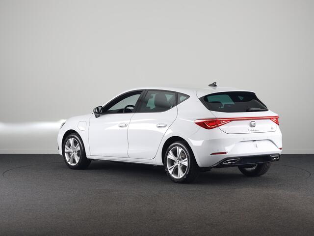 Seat LEON 1.5 TSI e-Hybrid FR Business | Elektr. Trekhaak | Technology Pack | Keyless Entry | Verwarmbare Stoelen | Navigatie | Draadloze Carplay