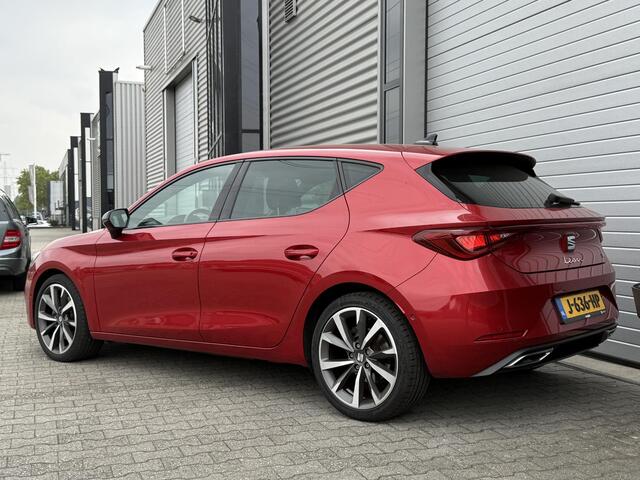 Seat LEON 1.5 eTSI FR FR | Carplay | ACC | DCC | LED | Parkeersensoren | Trekhaak | Dealer Onderhouden