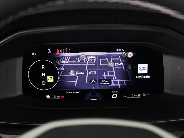 Seat LEON 1.5 TSI e-Hybrid Style Business Intense | Midnight Black Metallic | Technology pack | Verwarm. Stuur + Stoelen | Matrix LED Koplampen | Keyless Entry | Draadloze Carplay
