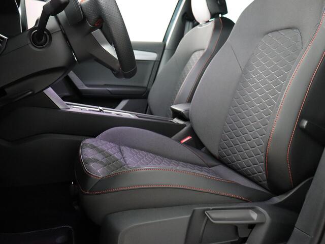 Seat LEON 1.5 TSI e-Hybrid FR PHEV First Edition (NL-Auto / ACC / Camera / Carplay / 132km accu)