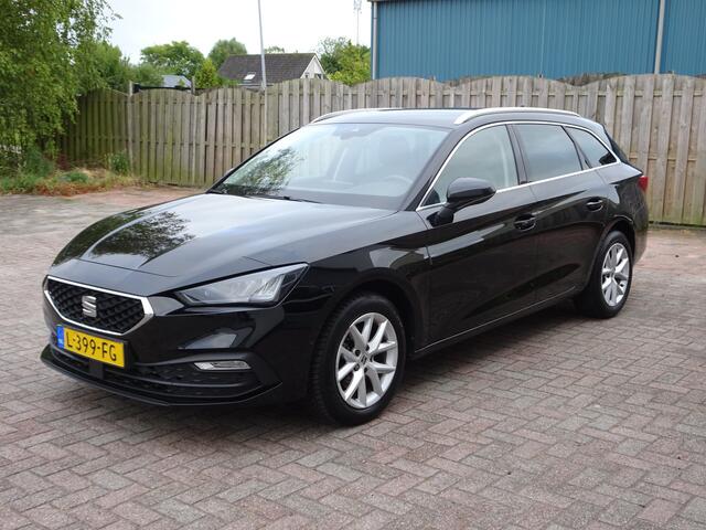 Seat LEON Sportstourer 1.0 TSI Style Launch Edition Automatische airco, navigatie, parkeersensoren voor en achter, led verlichting, cruise controle, enz.