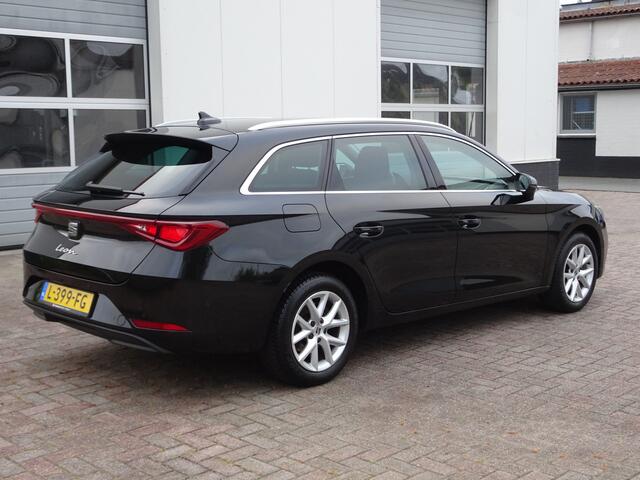 Seat LEON Sportstourer 1.0 TSI Style Launch Edition Automatische airco, navigatie, parkeersensoren voor en achter, led verlichting, cruise controle, enz.