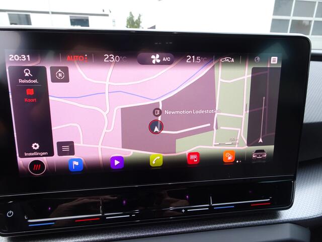 Seat LEON Sportstourer 1.0 TSI Style Launch Edition Automatische airco, navigatie, parkeersensoren voor en achter, led verlichting, cruise controle, enz.