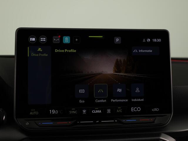 Seat LEON Sportstourer 1.5 TSI e-Hybrid FR PHEV First Edition 204 pk Automaat | Verlengde garantie | Navigatie | Parkeersensoren (Park assist) | Achteruitrijcamera | Adaptieve cruise control | Matrix LED koplampen |