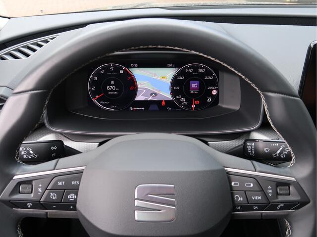 Seat LEON 1.0 TSI Style | Parkeersensoren | ACC | Camera |