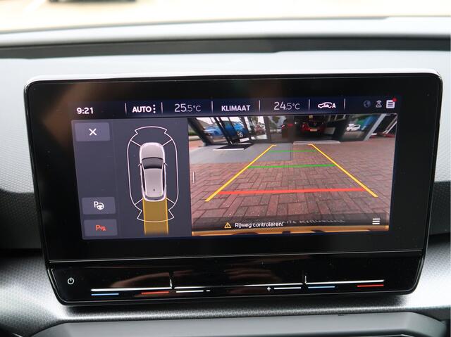 Seat LEON 1.0 TSI Style | Parkeersensoren | ACC | Camera |