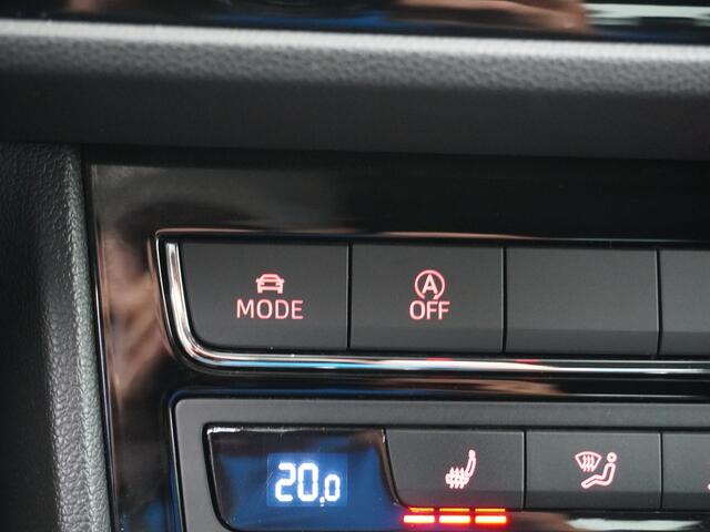 Seat LEON ST 1.5T 131pk FR Apple Carplay Android Sport-St Full Link Zwarte-Hemel LED Trekhaak Navi LMV 17" Dual-ECC Privacy Glass DAB LED Cruise Control1.5 TSI SEAT Full Link Mirror-link Stoel-Verwarmd Sproeiers-Verwarmd Licht+Regen-Sensor Koplamp-Sproeiers Voice-C