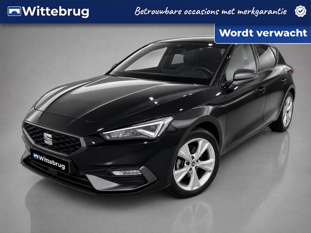 Seat LEON 1.5 eTSI FR Launch Edition / Navigatie / App connect / Dodehoek herkenning / Parkeersensoren V+A /