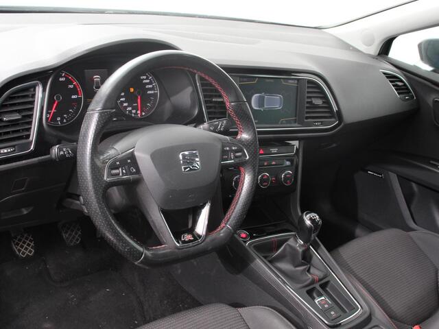 Seat LEON ST 1.8 TSI FR 160pk FR Business Intense Navigatie Apple Carplay/Android Auto Camera Seat Sound system Adaptive Cruise Control Climate Control Lichtmetalen velgen
