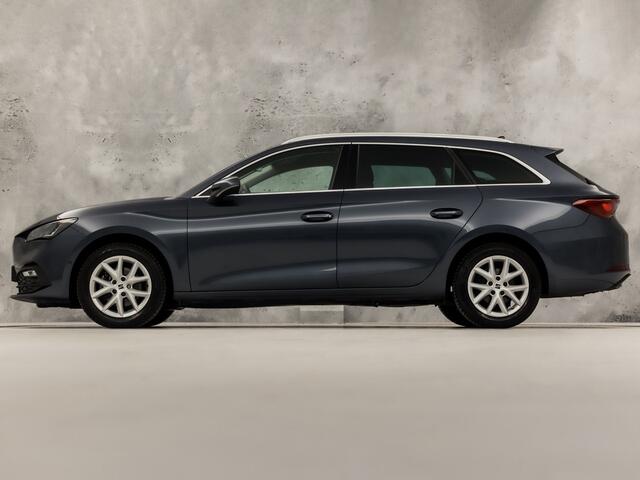Seat LEON 1.5 TSI Sport (4 CILINDER, APPLE CARPLAY, GROOT NAVI, CAMERA, GETINT GLAS, SPORTSTOELEN, ADAPTIVE CRUISE, KEYLESS, NIEUWSTAAT)