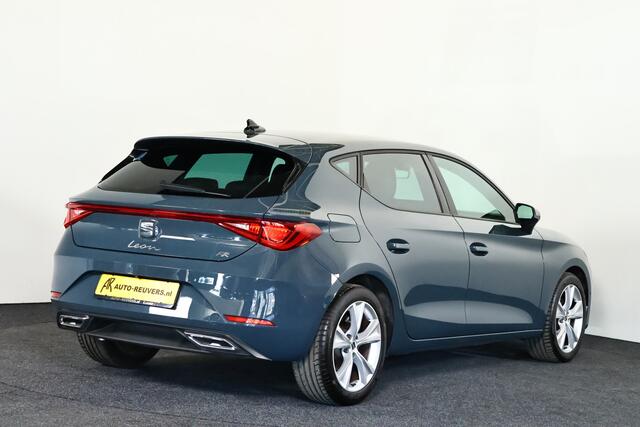 Seat LEON 1.5 TSI FR ACC / LED / Navi / Full Link / Front assist