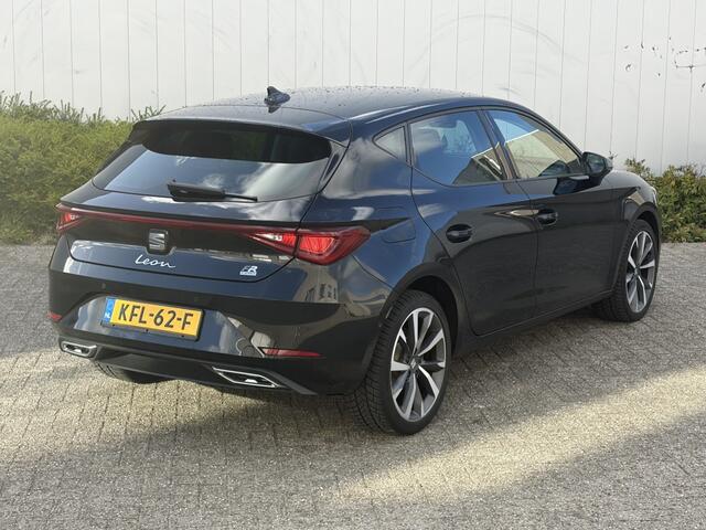 Seat LEON Sportstourer 1.4 eTSI FR DSG | Automaat | Klima | Dodehoek | Sfeer