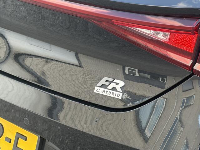 Seat LEON Sportstourer 1.4 eTSI FR DSG | Automaat | Klima | Dodehoek | Sfeer