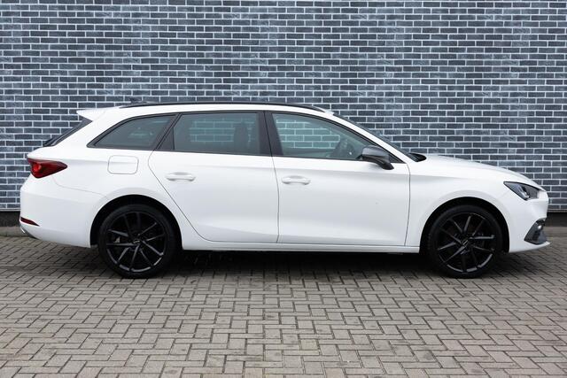 Seat LEON Sportstourer 1.4 TSI eHybrid PHEV FR | Trekhaak | Navigatie | Apple Carplay | Cruise Control | Climate Control | LED Koplampen | Stoelverwarming | Privacy Glas | Plug-in Hybrid (PHEV)