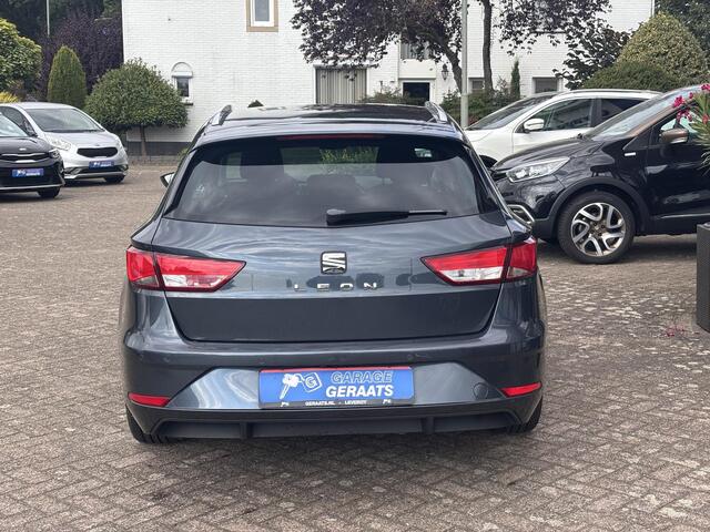 Seat LEON ST 1.0 EcoTSI Style Business Intense l Camera, Parkeersensoren V+A, Apple Carplay/Android Auto, Climate Control, Multifunctioneel Stuurwiel.