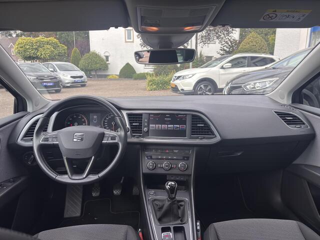 Seat LEON ST 1.0 EcoTSI Style Business Intense l Camera, Parkeersensoren V+A, Apple Carplay/Android Auto, Climate Control, Multifunctioneel Stuurwiel.