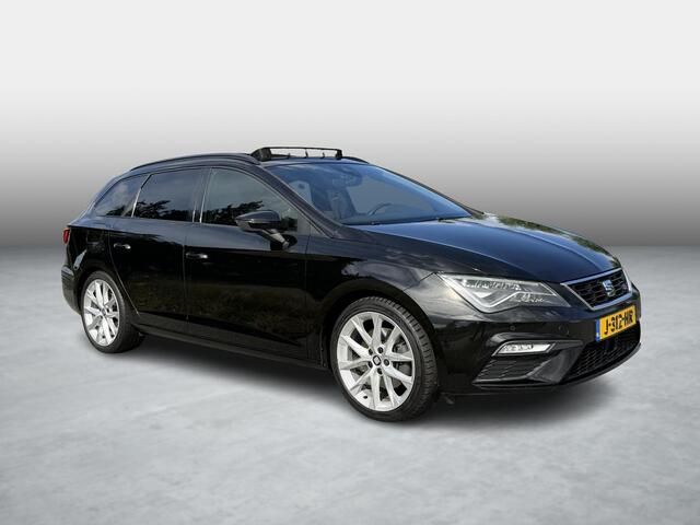 Seat LEON ST 1.8 TSI FR Business Intense | DSG Automaat | Afneembare trekhaak | Achteruitrijcamera | Apple CarPlay | Pano |
