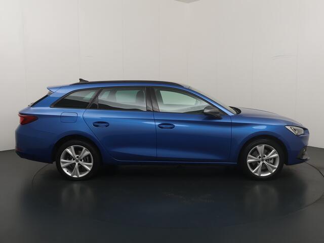Seat LEON Sportstourer 1.5 TSI e-Hybrid 204pk FR Business | Trekhaak | Stoel- en stuurwiel verwarming | Adapt. Cruise | Camera | 1/2 leer | Fabrieksgarantie t/m 05-2029 |