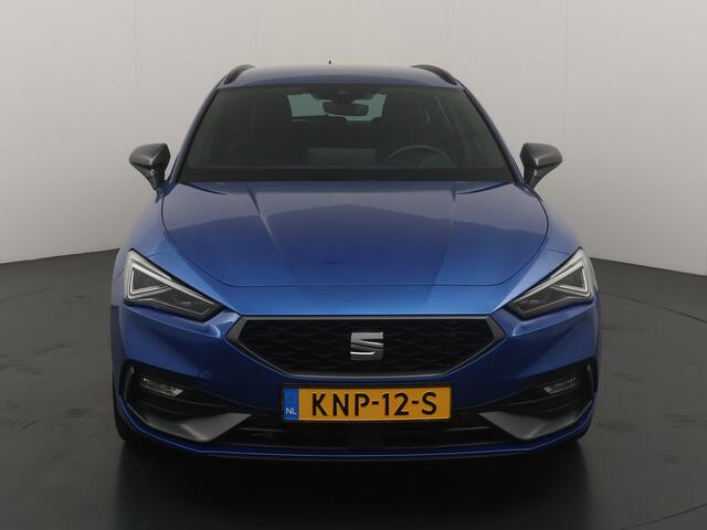 Seat LEON Sportstourer 1.5 TSI e-Hybrid 204pk FR Business | Trekhaak | Stoel- en stuurwiel verwarming | Adapt. Cruise | Camera | 1/2 leer | Fabrieksgarantie t/m 05-2029 |