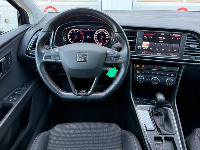 Seat LEON 1.5 TSI 150PK FR AUT. Navi Virtueel Pdc Trekhaak NW APK!