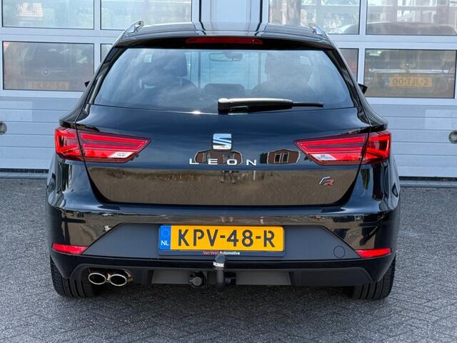 Seat LEON 1.5 TSI 150PK FR AUT. Navi Virtueel Pdc Trekhaak NW APK!