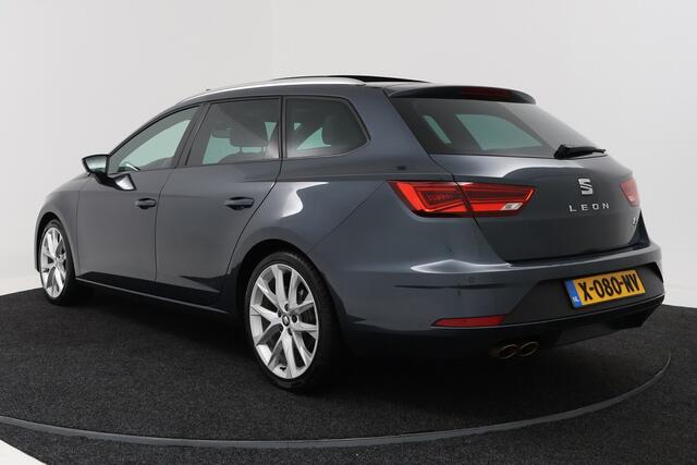 Seat LEON ST 1.5 TSI FR Business Intense (PANORAMADAK, CAMERA, STOELVERWARMING, CARPLAY, CRUISE CONTROL