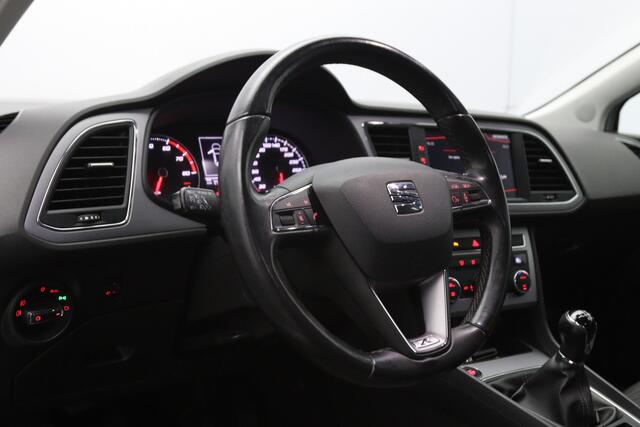 Seat LEON 1.4 TSI 125 PK X-PERIENCE, Keyless, Carplay, 1/2 Leder, Climate Control