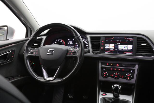 Seat LEON 1.4 TSI 125 PK X-PERIENCE, Keyless, Carplay, 1/2 Leder, Climate Control