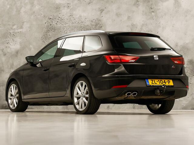 Seat LEON 1.5 TSI FR Sport 150Pk (PANORAMADAK, VIRTUAL COCKPIT, LEDER, APPLE CARPLAY, BEATS AUDIO, STOELVERWARMING, GETINT GLAS, ZWART HEMEL, NIEUWSTAAT)