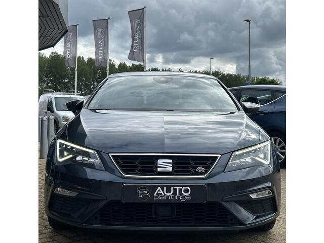 Seat LEON 1.5 TSI FR Business Intense 150PK | NL AUTO | 2e Eigenaar | NAP | Virtual Cockpit | Led Koplampen | Achteruitrijcamera | Adaptive Cruise Control | Navigatie | 17 Inch Lichtmetalen Velgen | Carplay | Navigatie | Parkeersensoren Voor en Achter |