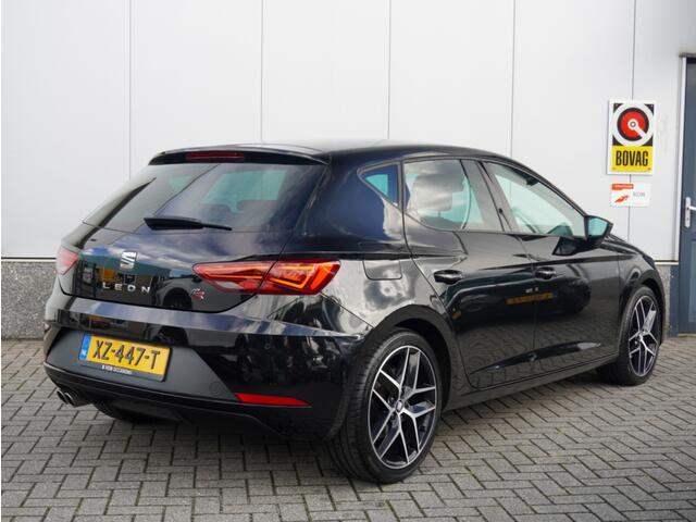 Seat LEON 1.5 TSI FR Bns. Intense CarPlay | Keyless | Led| Trekhaak | NAP