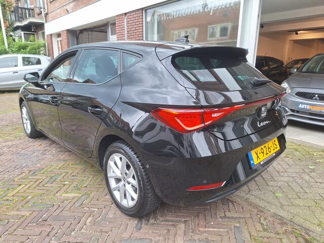 Seat LEON 1.0 TSI Style Business Intense /Camera/Navi/Clima/1e Eig/Garantie
