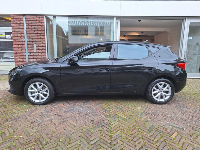Seat LEON 1.0 TSI Style Business Intense /Camera/Navi/Clima/1e Eig/Garantie