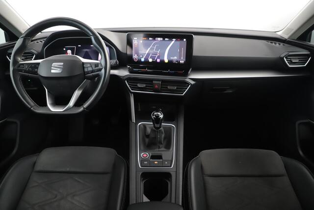 Seat LEON Sportstourer 1.0 TSI Style Business Intense 110PK Virtual Half Leder Navigatie Achteruitrijcamera Carplay 17 inch Full LED